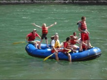 David Medina (standing) Colt Medina, Henry Workman and Wyatt Smith with river guide floating down the Snake River. (Photo: Lonnie Brown)